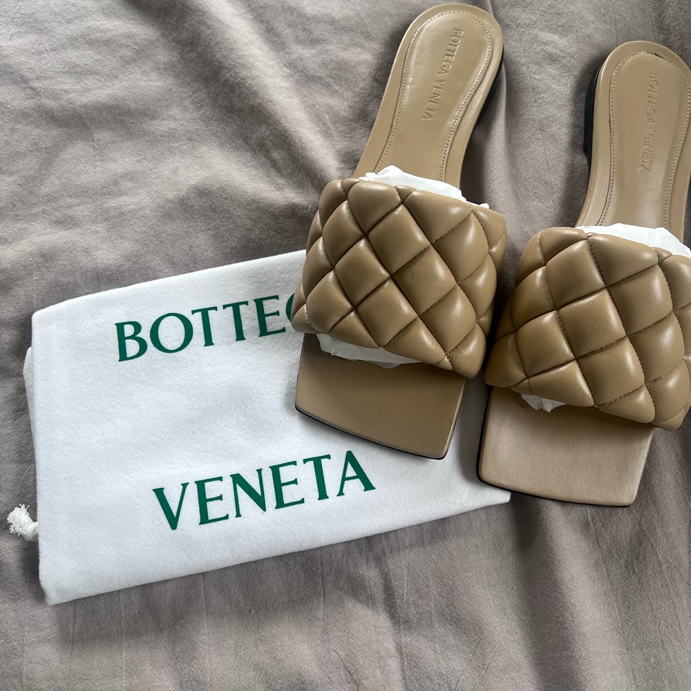 Bottega Veneta Women's Tan Quilted Slide Sandals